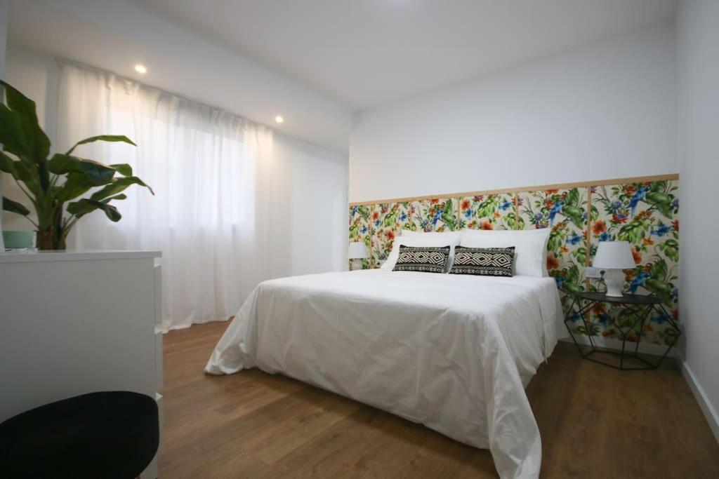 Lc Apartaments Center Кастельйон-де-ла-Плана Екстер'єр фото